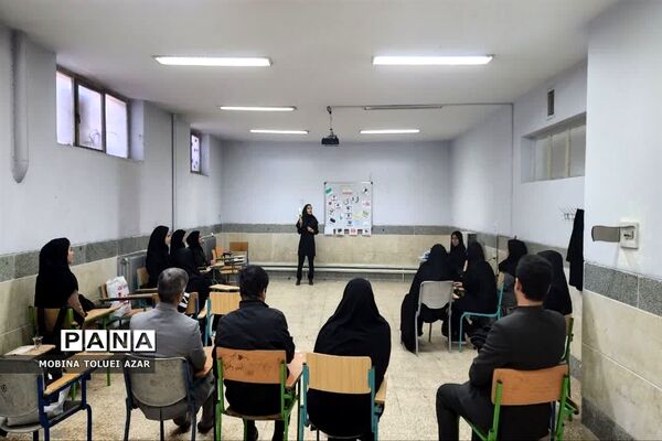 بازدید از کلاس‌های طرح شهید همت ناحیه یک بهارستان