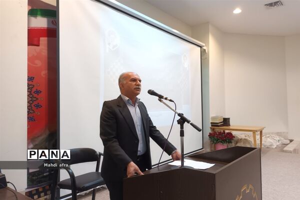 تجلیل از معلمان و دانش‌آموزان پژوهشگر شهرستان بهبهان