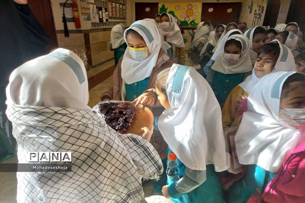 برپایی موکب فاطمی در آموزشگاه صدیقه‌کبری شهرستان فیروزکوه