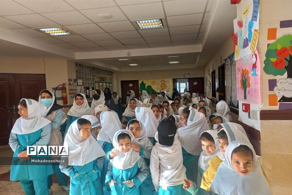 برپایی موکب فاطمی در آموزشگاه صدیقه‌کبری شهرستان فیروزکوه