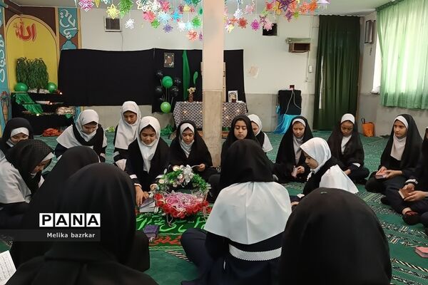 مراسم شهادت حضرت فاطمه (س) در مدارس دخترانه ناحیه دو ری
