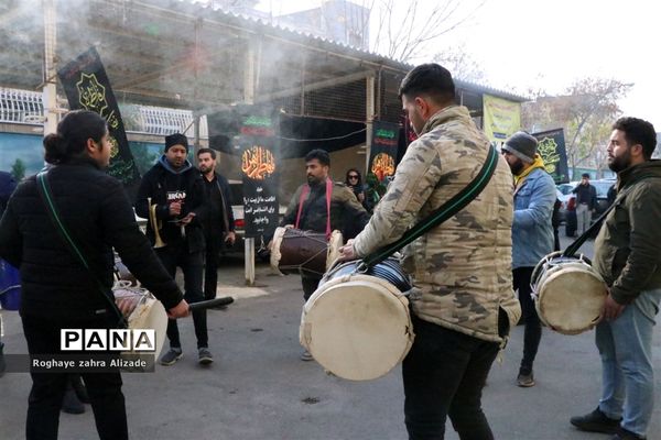 تشییع پیکر شهید گمنام در ناحیه 7 مشهد