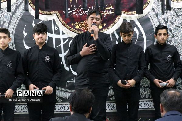 تشییع پیکر شهید گمنام در ناحیه 7 مشهد