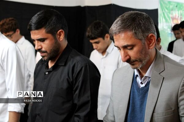 نمازی با دانش‌آموزان آموزشگاه امام علی (ع) ناحیه یک بهارستان