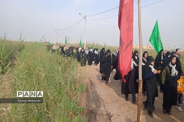 بازدید کاروان فرهنگیان راهیان نور شهرستان شیروان از مناطق جنگی جنوب
