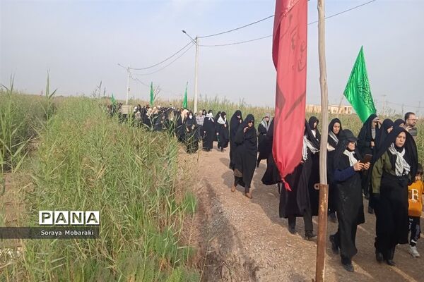 بازدید کاروان فرهنگیان راهیان نور شهرستان شیروان از مناطق جنگی جنوب