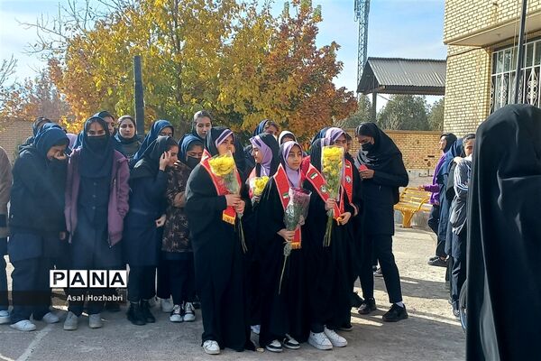 تشییع شهید گمنام در مدارس شهرستان زرقان