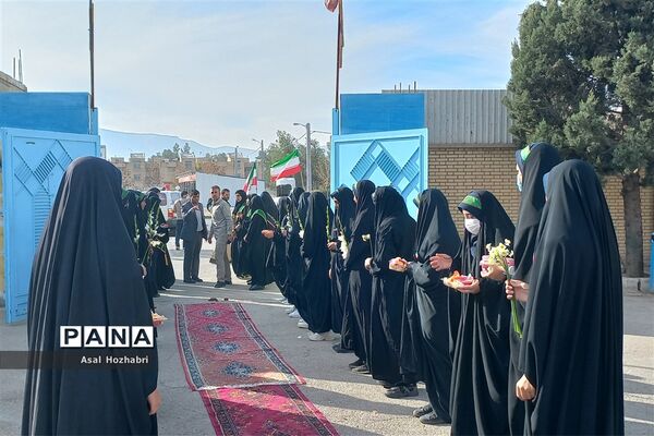 تشییع شهید گمنام در مدارس شهرستان زرقان