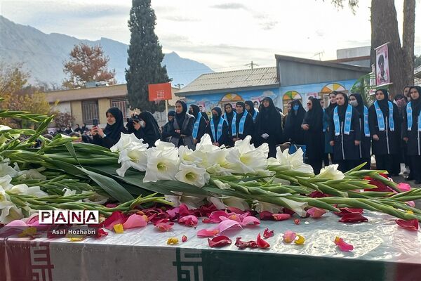 تشییع شهید گمنام در مدارس شهرستان زرقان