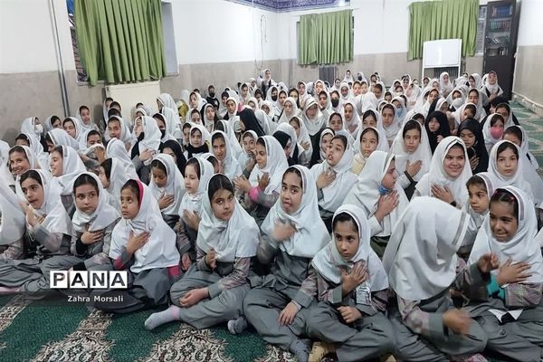 مسابقات قرآن درون‌مدرسه‌ای آموزشگاه الله‌اکبر اسلامشهر