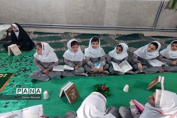 مسابقات قرآن درون‌مدرسه‌ای آموزشگاه الله‌اکبر اسلامشهر