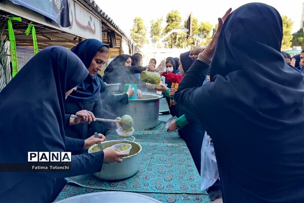 برگزاری مراسم شهادت حضرت زهرا(س) در دبیرستان دخترانه حاج علی اکبر گراشی شیراز