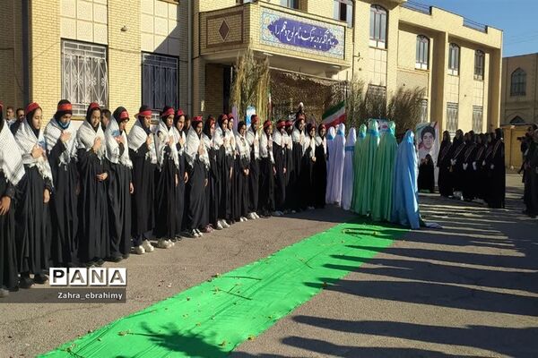 تشییع باشکوه پیکر مطهر شهید گمنام در مدارس شهرستان جهرم
