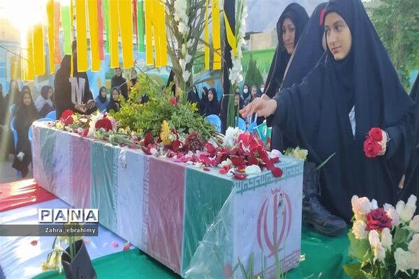 تشییع باشکوه پیکر مطهر شهید گمنام در مدارس شهرستان جهرم