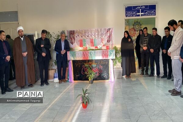 مراسم استقبال از پیکر شهید گمنام در مدارس پسرانه سطح شهرستان مه ولات