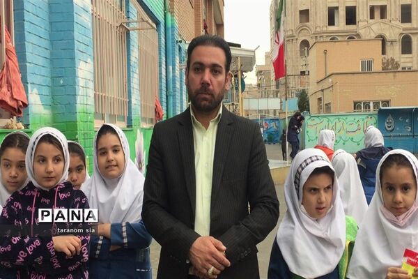 چالش نجات تخم مرغ درآموزشگاه حاج رحیم شعبانی ناحیه یک بهارستان
