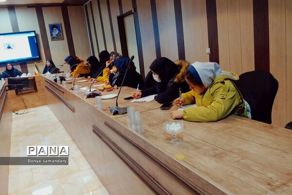 برگزاری کارگاه آموزشی طرح هر مدرسه یک خبرنگار در دماوند