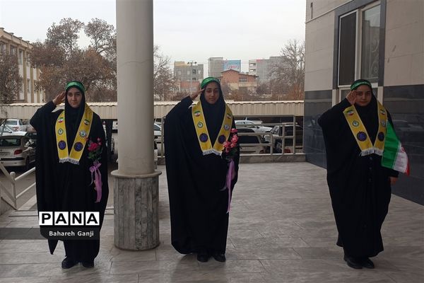 بدرقه دانش‌آموزان نیشابور برای سفر راهیان نور