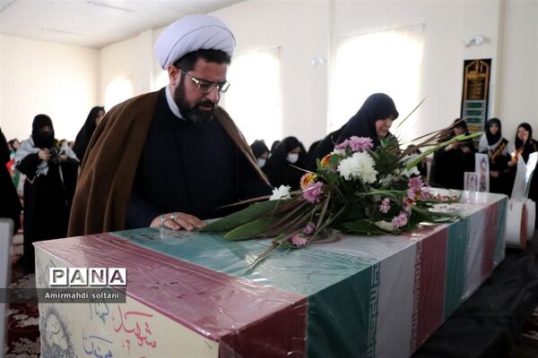 تشییع شهید گمنام در مدارس استان آذربایجان شرقی