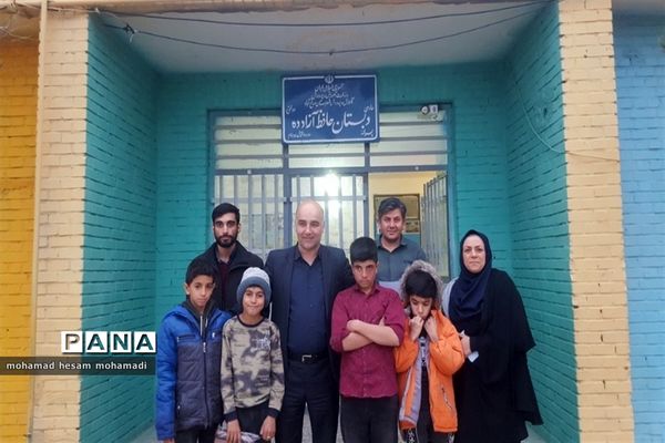بازدید رئیس آموزش و پرورش استثنایی  از دبستان معرفت و مرکز جامع شهرستان صالح آباد