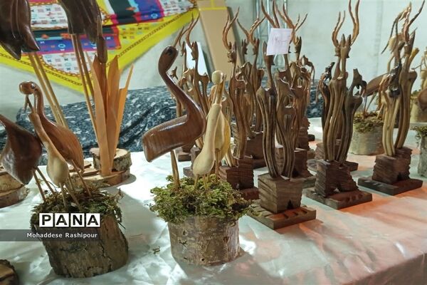 سومین نمایشگاه دستاوردهای فناوری و فن بازار گام‌ دوم دراسلامشهر