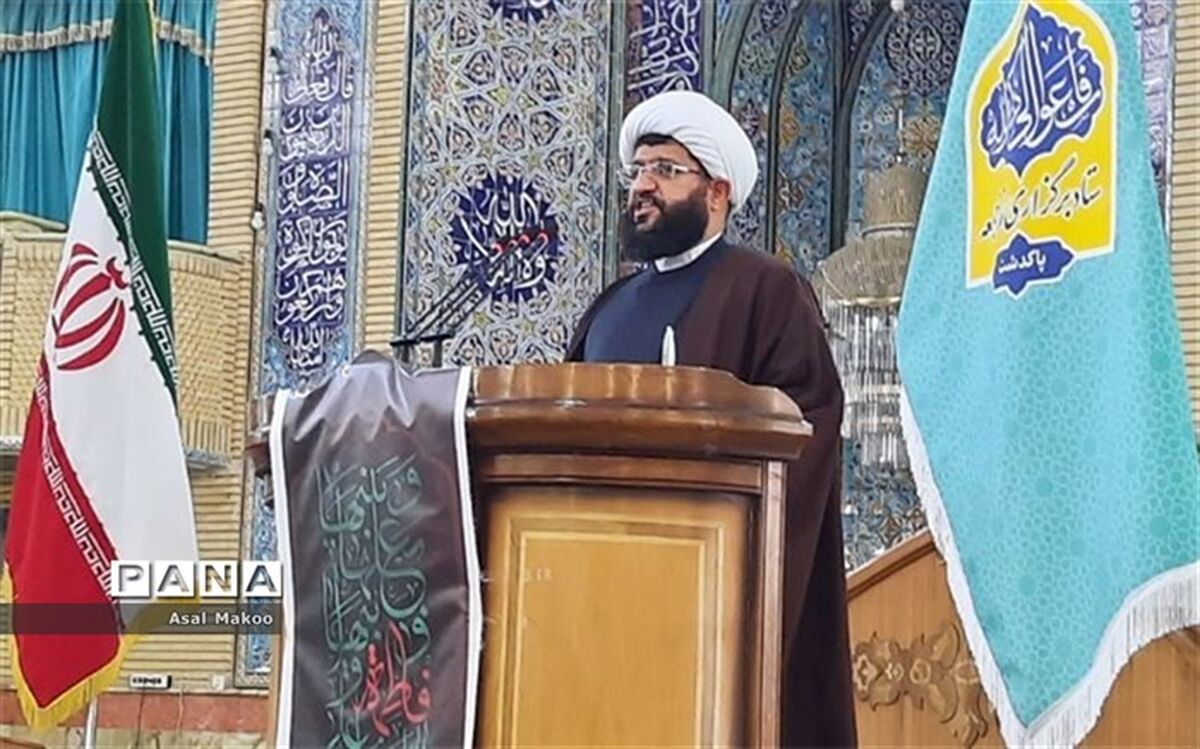 حضرت زهرا(س) محور خشم و رضای پروردگار است
