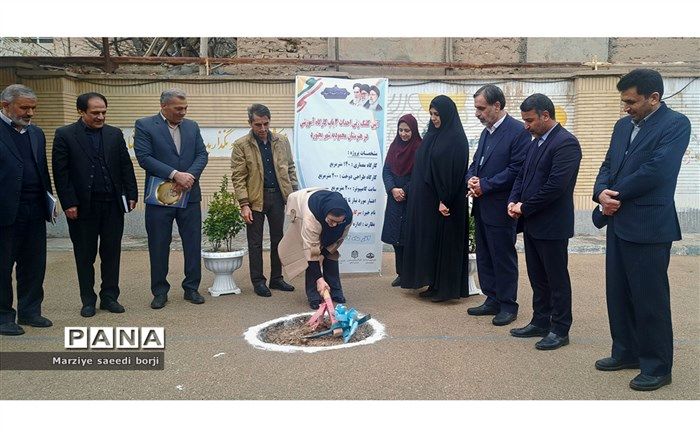 آیین کلنگ‌زنی ۳ کارگاه در هنرستان محمودیه شهرستان بجنورد/فیلم