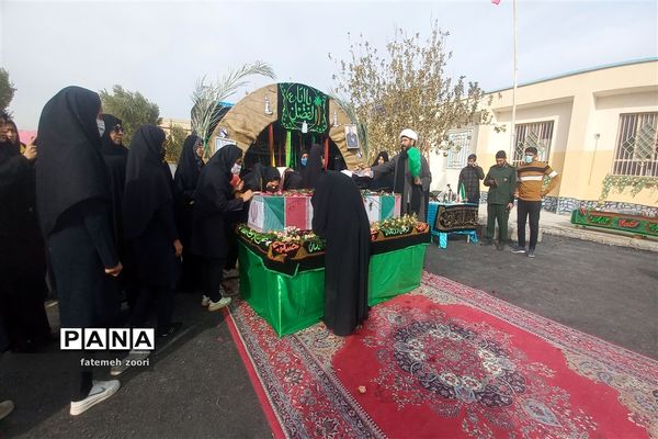 تشییع شهدای گمنام در مدارس سیستان و بلوچستان