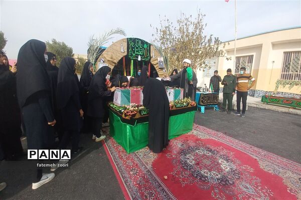 تشییع شهدای گمنام در مدارس سیستان و بلوچستان