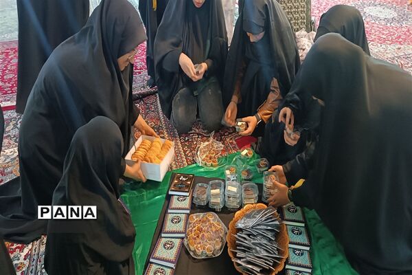 مراسم سوگواری شهادت حضرت فاطمه( س) توسط هیات دانش‌آموزی انصارالمهدی در شهرستان فیروزکوه