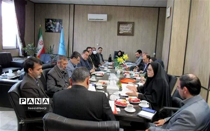 بررسی عملکرد دستگاه‌های مسئول در اجرای قانون حمایت از خانواده و جوانی جمعیت