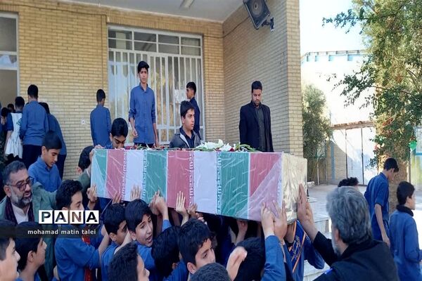 آموزشگاه شاهد اندیشه مکتب شهدا شد