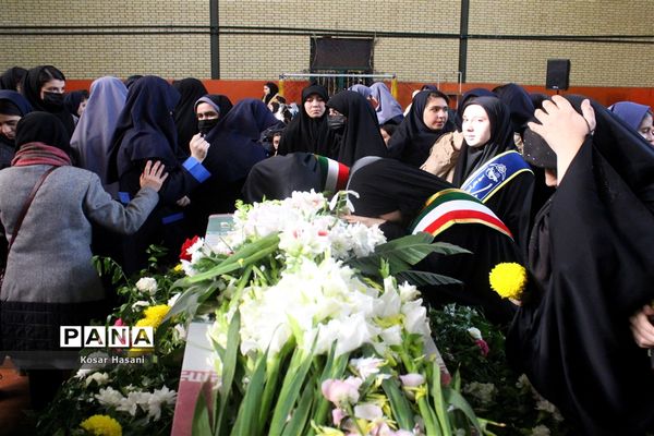 برگزاری مراسم استقبال از شهید گمنام در دبیرستان سمیه ناحیه ۲ تبریز