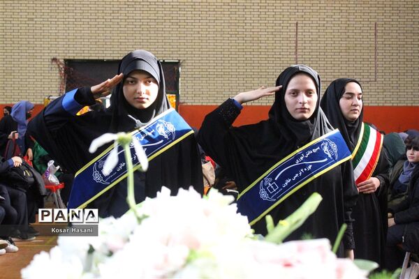 برگزاری مراسم استقبال از شهید گمنام در دبیرستان سمیه ناحیه ۲ تبریز