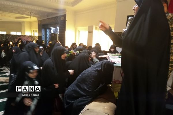 ویژه برنامه عصری با شهید گمنام