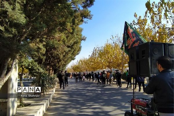 دانش‌آموزان عزادار فاطمی در شهریار