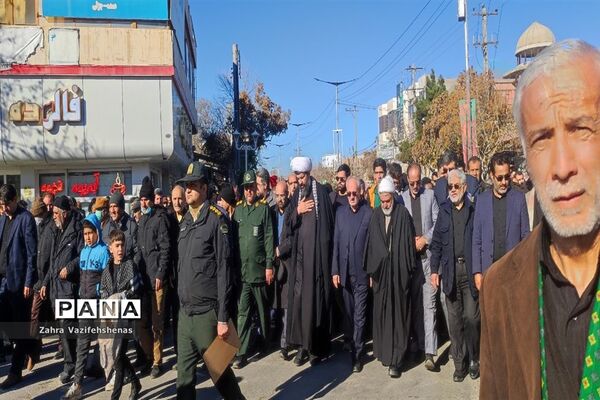 مراسم تشییع و خاکسپاری شهید گمنام در مصلی امام خامنه‌ای (ره) شهرستان شیروان