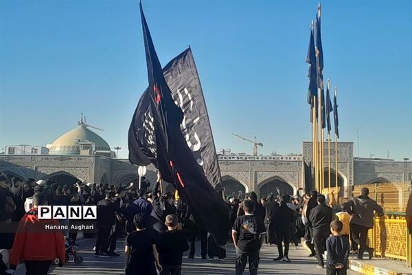 استقبال پرشور عاشقان فاطمی از کاروان شهدای گمنام