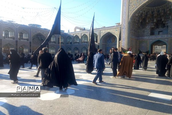 حال و هوای حرم امام رضا (ع) در روز شهادت حضرت زهرا (س)