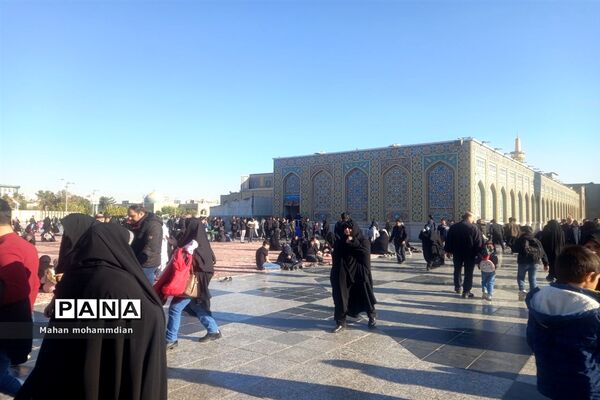 حال و هوای حرم امام رضا (ع) در روز شهادت حضرت زهرا (س)