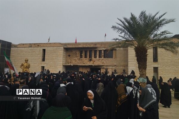 بازدید کاروان‌های راهیان نور از موزه دفاع مقدس خرمشهر