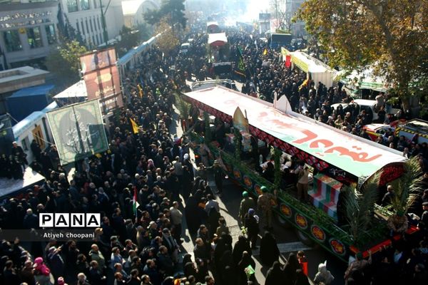 آیین تشییع پیکر مطهر ۱۱۰شهید والامقام گمنام دفاع مقدس در شهر تهران