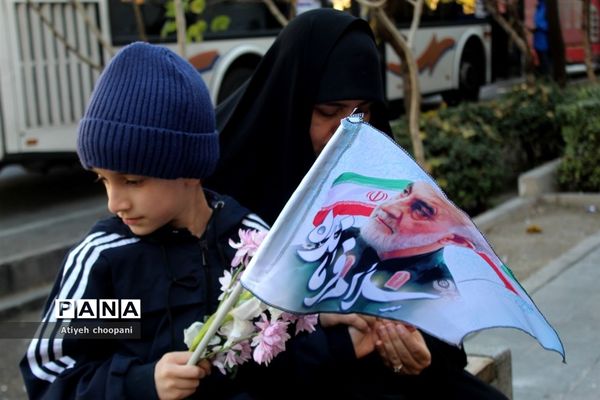 آیین تشییع پیکر مطهر ۱۱۰شهید والامقام گمنام دفاع مقدس در شهر تهران