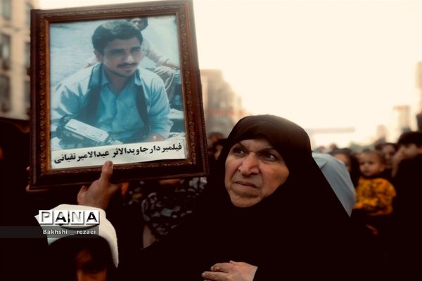 مراسم تشییع شهدای گمنام همزمان با سالروز  شهادت حضرت زهرا (س) در اهواز