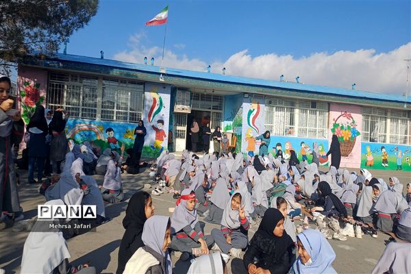 مراسم سوگواری شهادت حضرت فاطمه (س)در دبستان دخترانه فضیلت شهرستان کاشمر