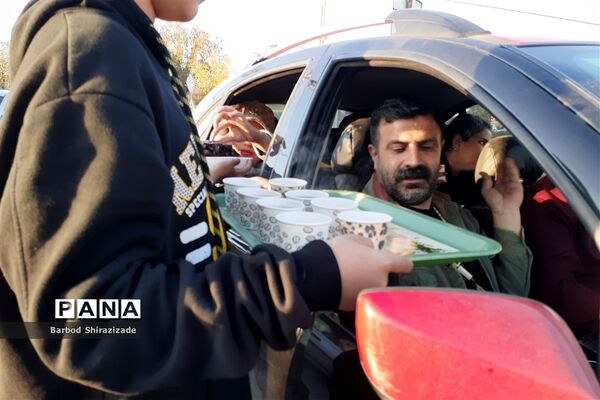 برپایی موکب نوجوانان مسجد سیدالشهدا شیراز
