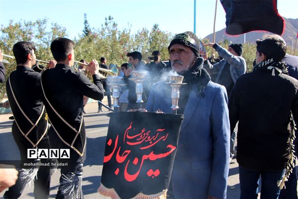 تشییع و خاکسپاری پیکر شهید گمنام در پارک کوهستان یزد