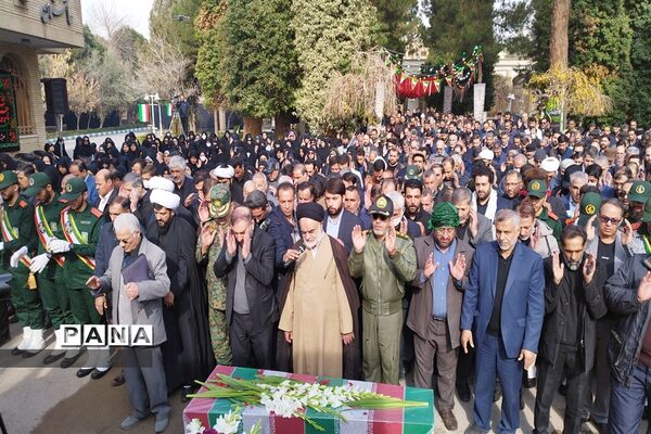 تشییع شهید گمنام در صدا و سیمای مرکز اصفهان