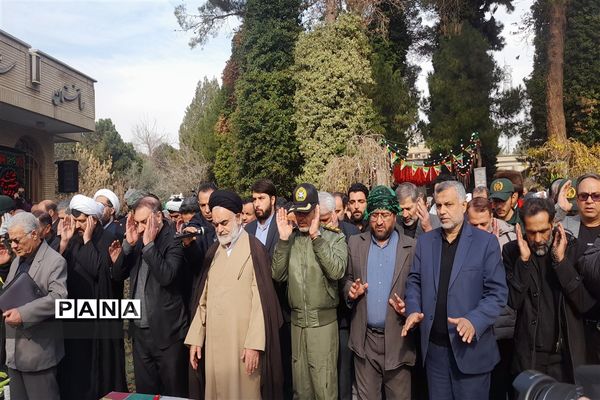 تشییع شهید گمنام در صدا و سیمای مرکز اصفهان