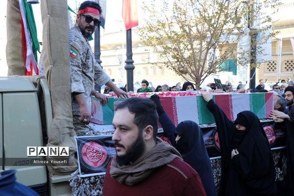 تشییع پیکرهای مطهر 7  آلاله فاطمی در قم